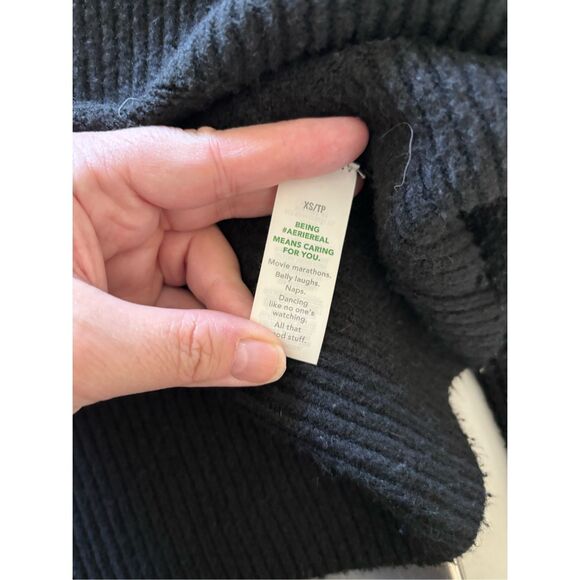 Aerie unreal black stripe sweater women’s size XS - Picture 3 of 10